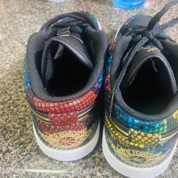 low top jordans - Picture 4 of 5